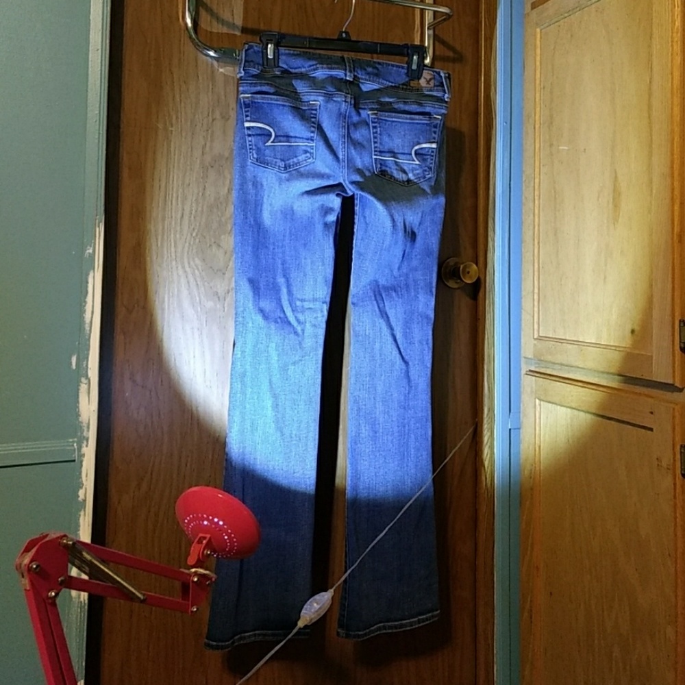 American Eagle Artist Crop Jeans Kick Boot