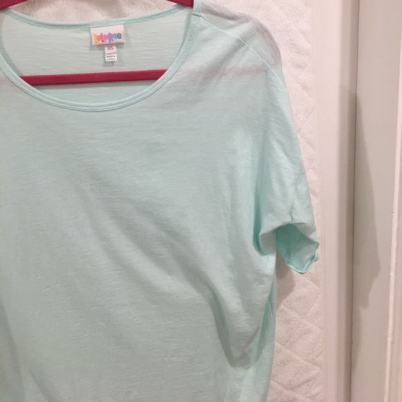 Mint color LuLaRoe Irma tunic - Picture 2 of 3