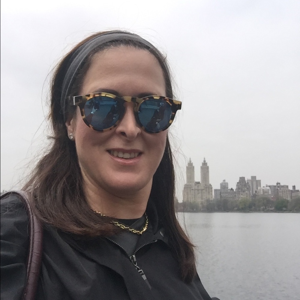 Meet your Posher, Yael