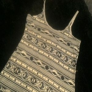 Black white tank
