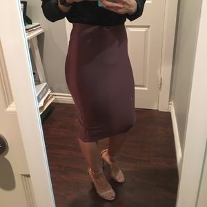 Bandage pencil skirt