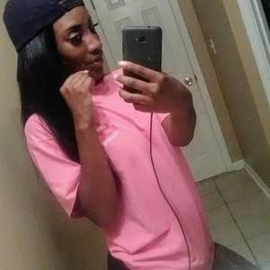 Meet your Posher, Brittany