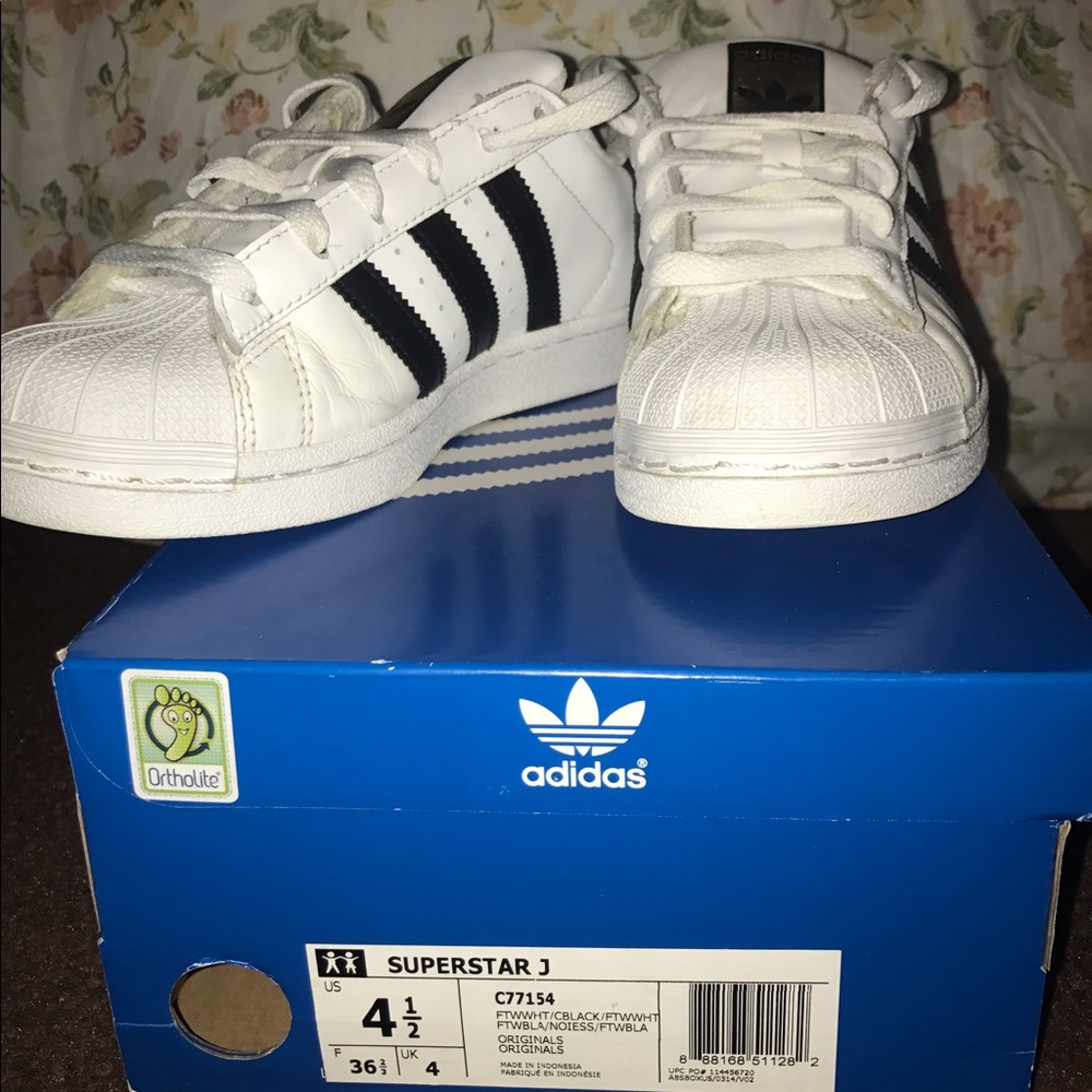 Adidas Superstar