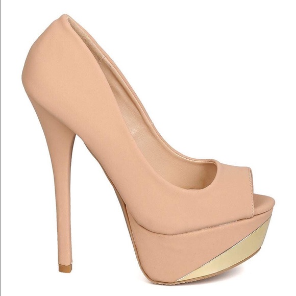 Qupid Shoes Last Pair Qupid Blush Heels Poshmark