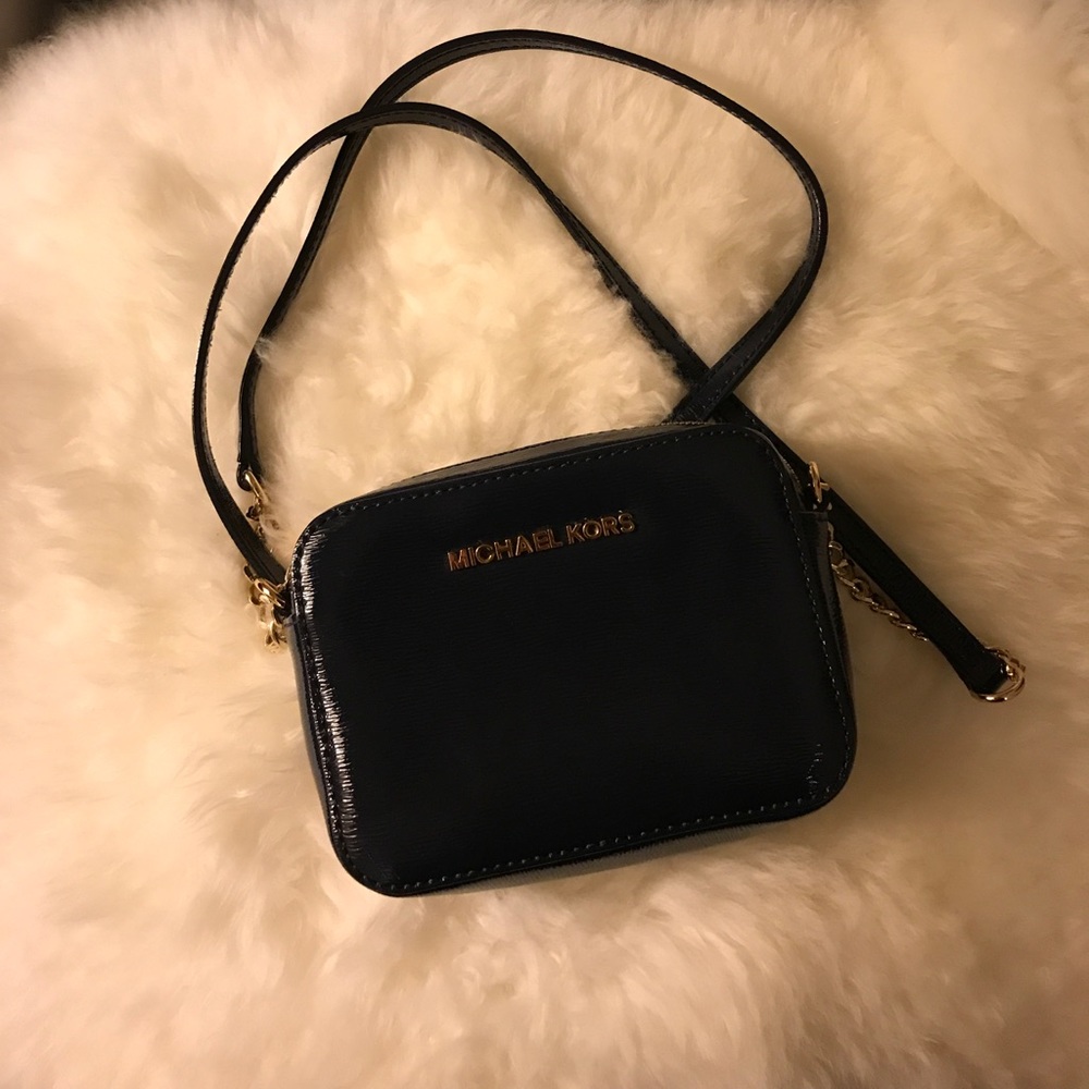 Small Michael Kors cross body