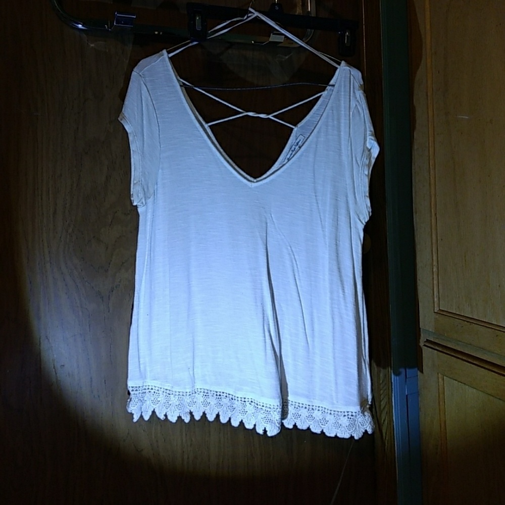 American Eagle Double VNeck Washout Shirt Small