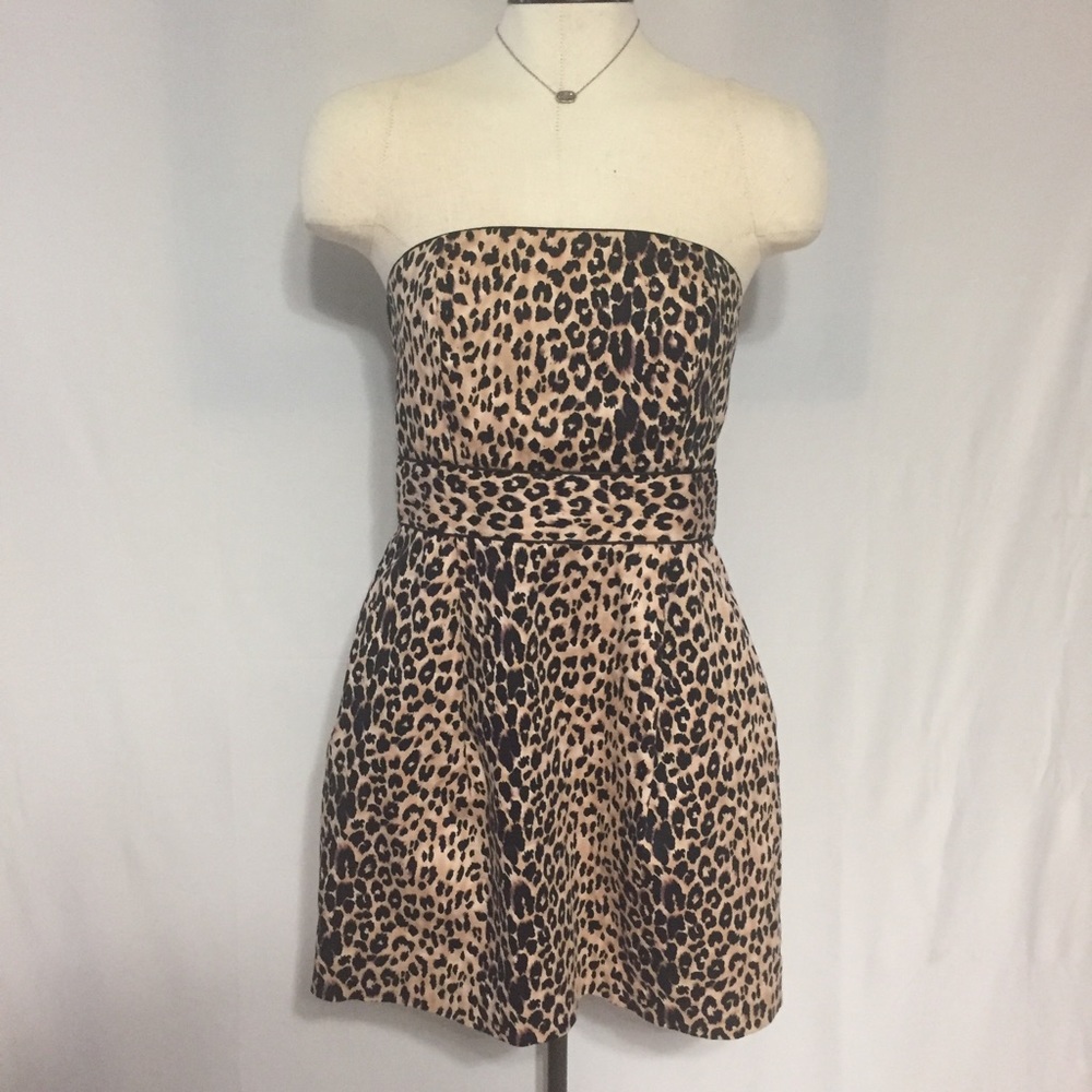 Forever 21 Leopard print Strapless dress Large ❤️