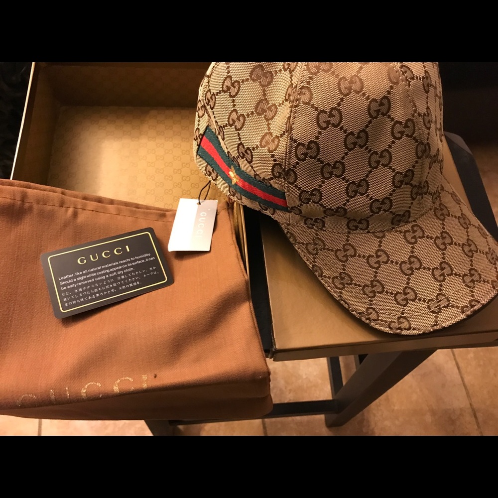 Fashion hat