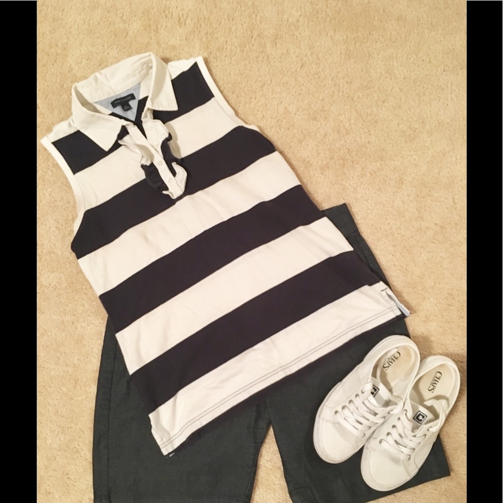 Nautical feel Tommy Hilifiger sleeveless shirt