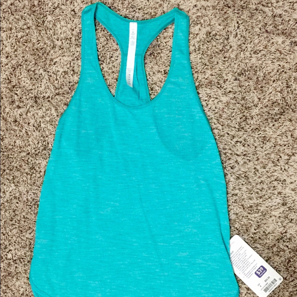 NWT lululemon 105f singlet size 4