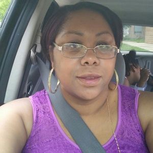 Meet your Posher, Regina