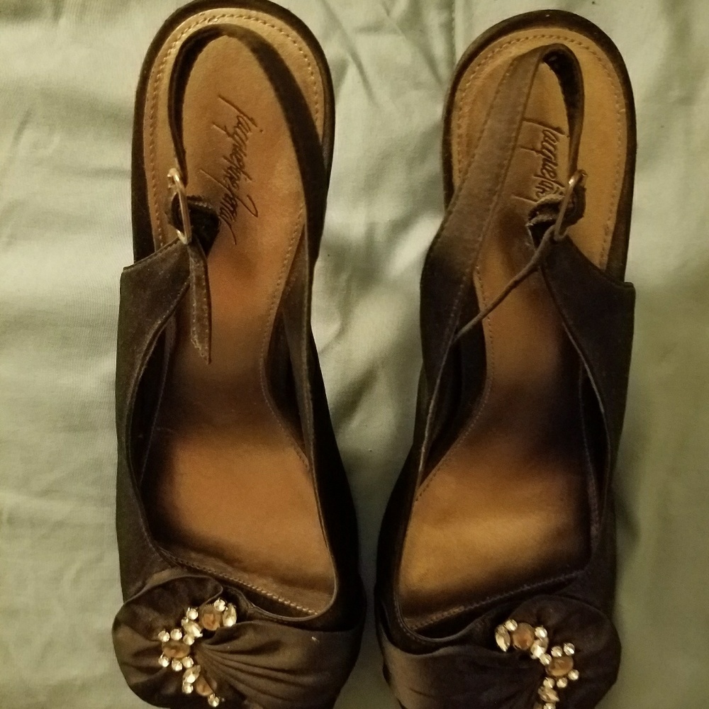 Sling back heels