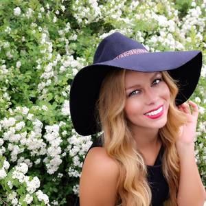 Meet your Posher, Nikki