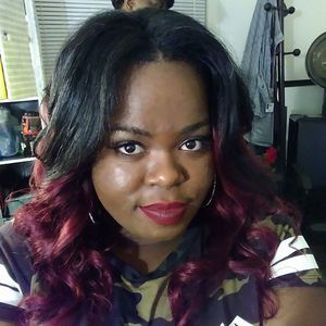 Meet your Posher, Vanessa