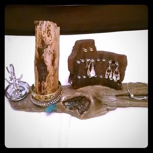 [FINAL PRICE] Handmade Wood Jewelry Stand