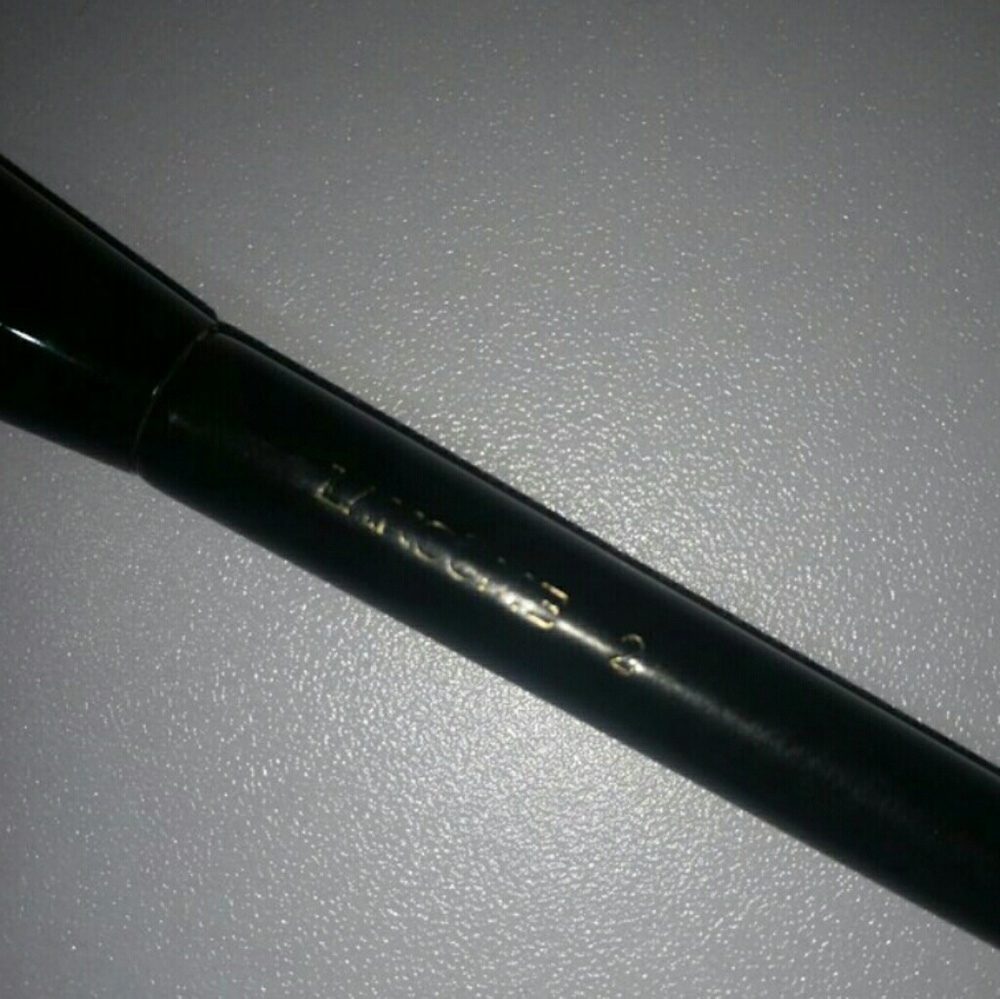 Makeup Brush - Picture 4 of 4