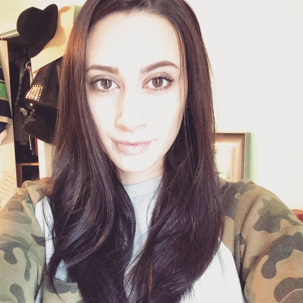 Meet your Posher, Danielle