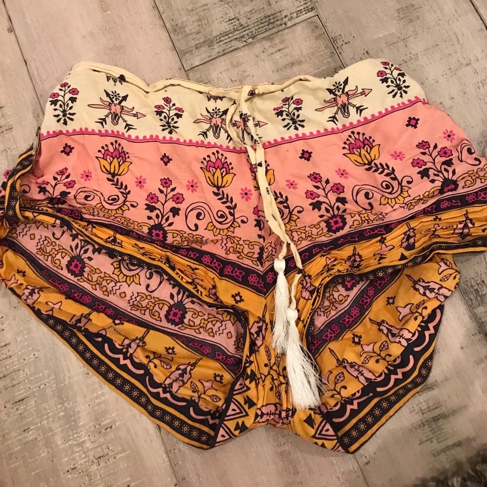 Spell shorts - adjustable length + sunset colors