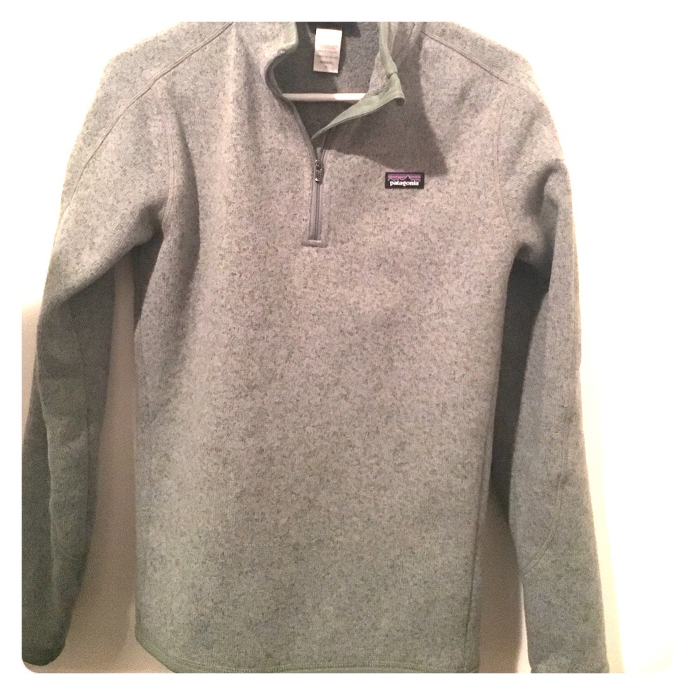 light green patagonia quarter zip up sweatshirt