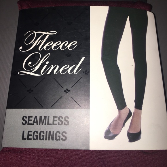 NWT fleece lined leggings in S/M - Picture 3 of 5