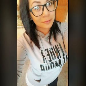 Meet your Posher, Jenn