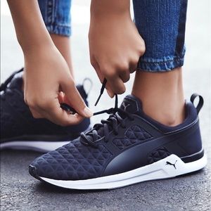 Woman's Puma XT 3D size 6.5