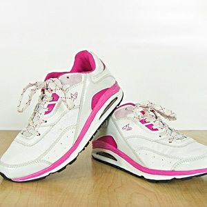 Size 8 women Walking, Work out Sneaker siz 8