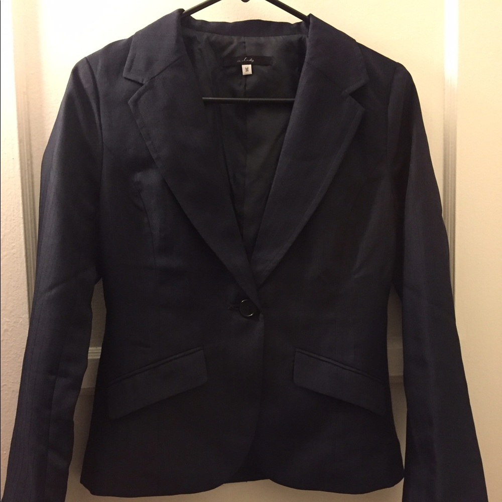 NWOT 3pc black shadow striped suits