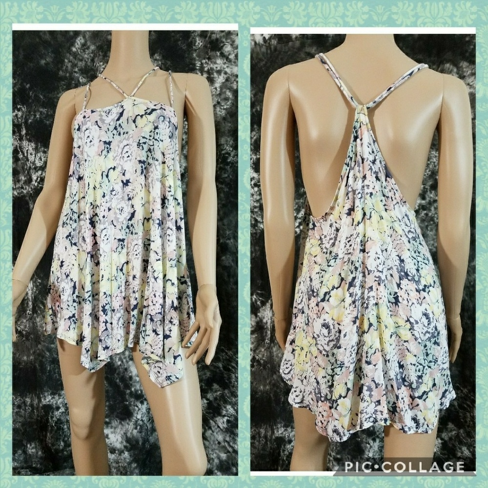 Kimchi Blue Floral Strappy Flowy Tank Top sz M