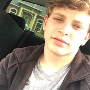 Meet your Posher, Cole