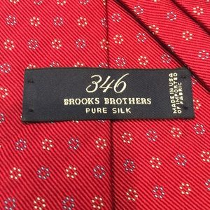 Brooks Brothers 346 Stain Resistant Men's Tie Red
