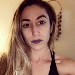 Get to know Amanda, aka Mandeeezzyy 💖🐞✨