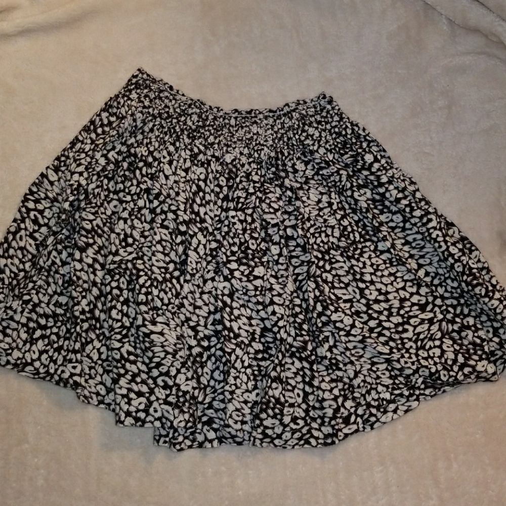Black and white mini circle skirt