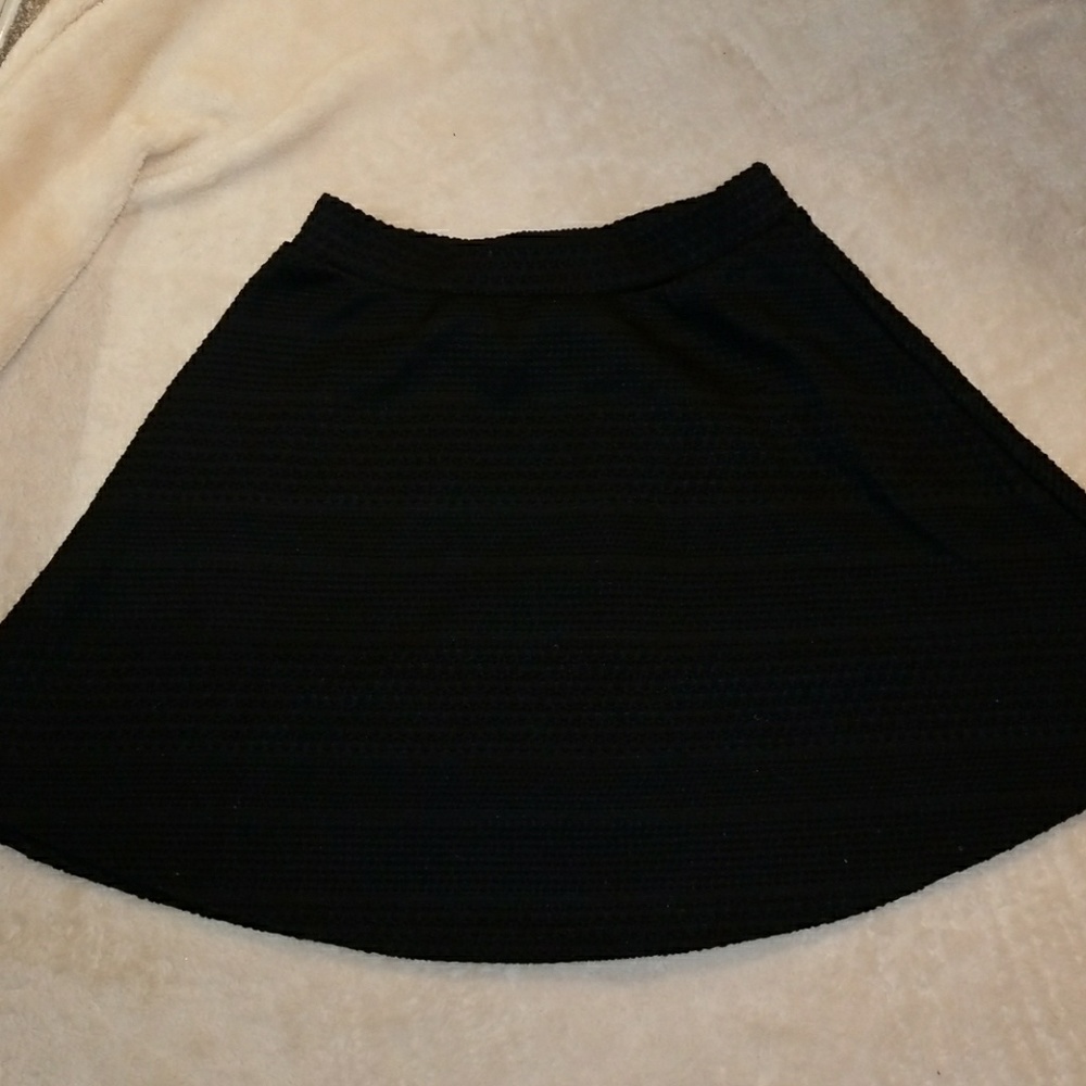 Black skater skirt