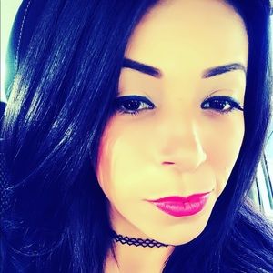Meet your Posher, Raquel
