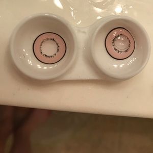 Pink contacts