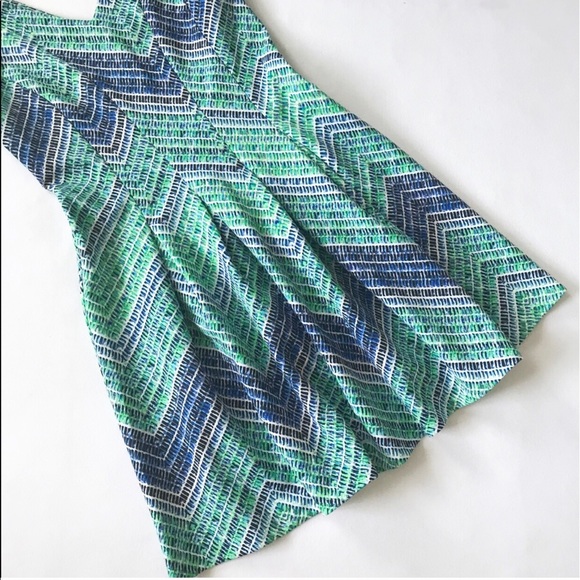 Spenser petite dress - Picture 3 of 4