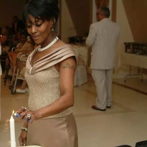 Meet your Posher, Paula