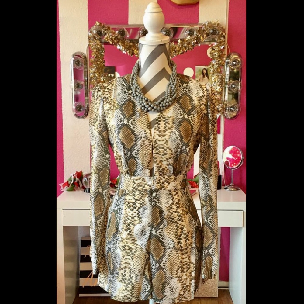 Snake Prink Romper🐍