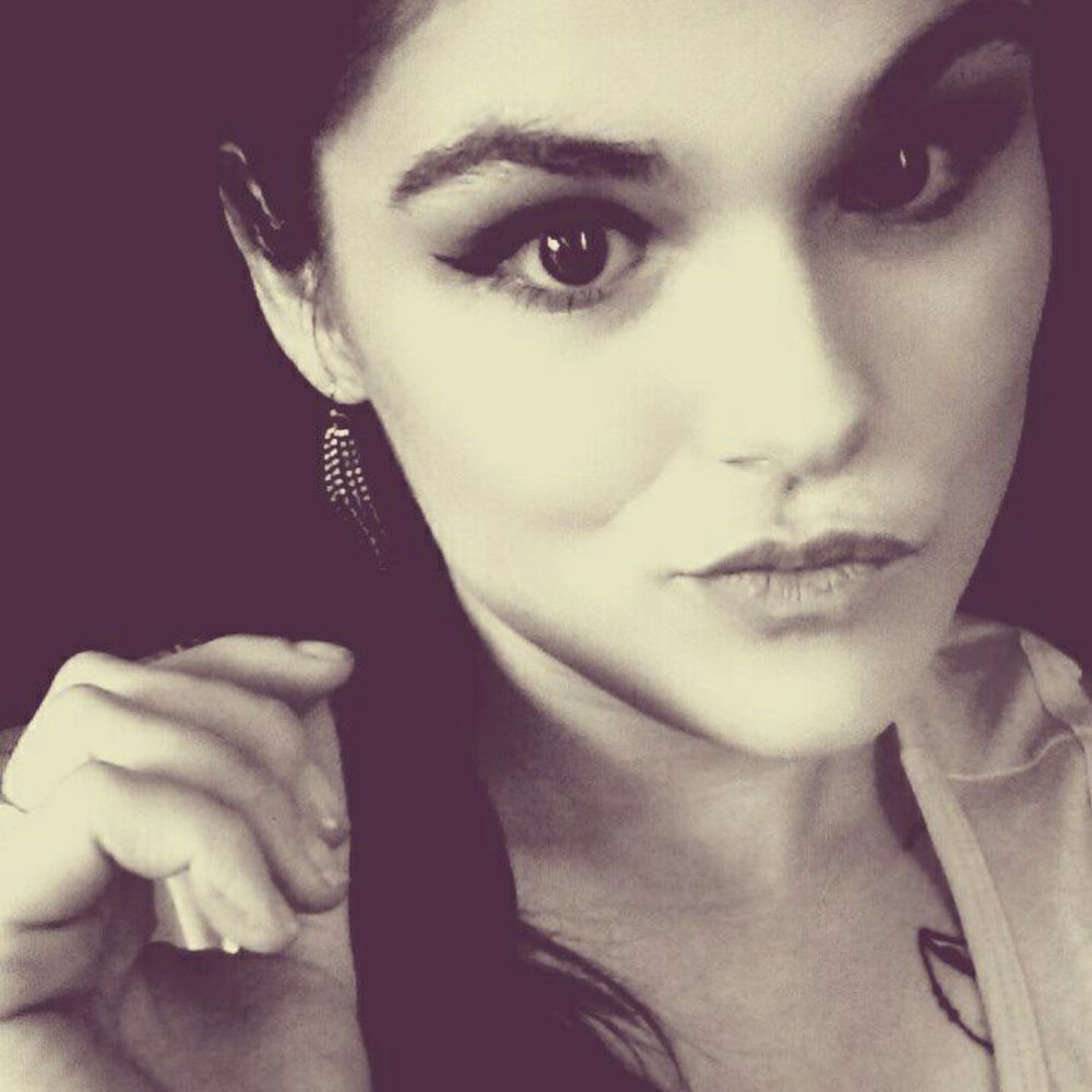 Meet your Posher, Destiny
