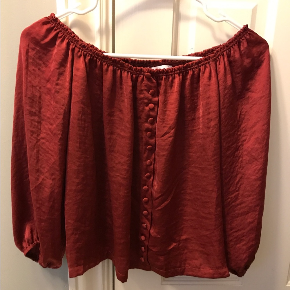 Off-shoulder top