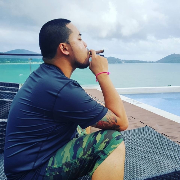 Meet your Posher, Anucha - Picture 2 of 2