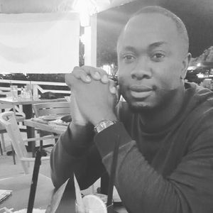 Meet your Posher, Emmanuel