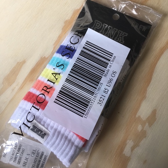 VS PINK Crew Socks - Picture 2 of 4