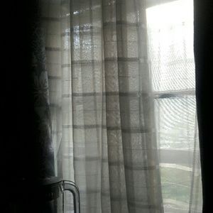 Meet your Posher, Gwendolyn