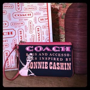 RARE💖Authentic Coach Bonnie Cashin Wristlet EUC