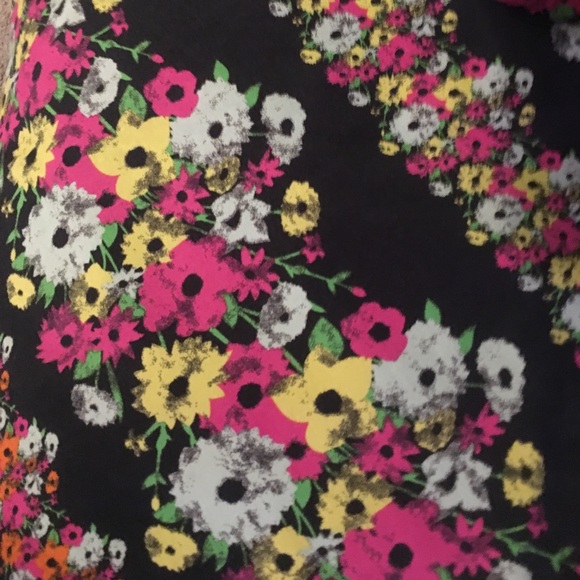 Pretty floral dress - Picture 4 of 4