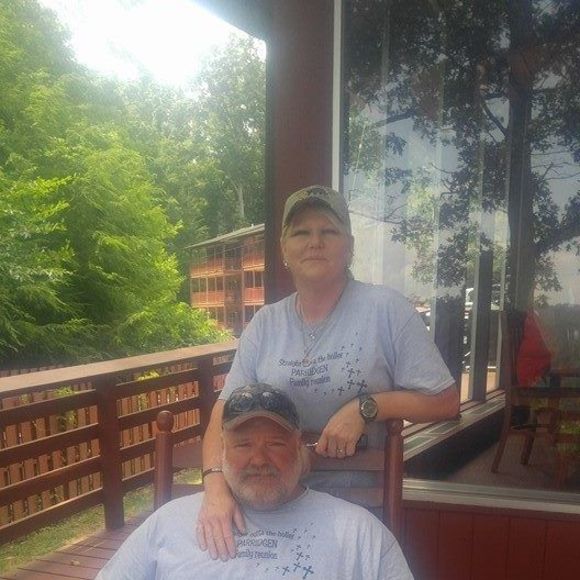 Meet your Posher, Lisa - Picture 1 of 1