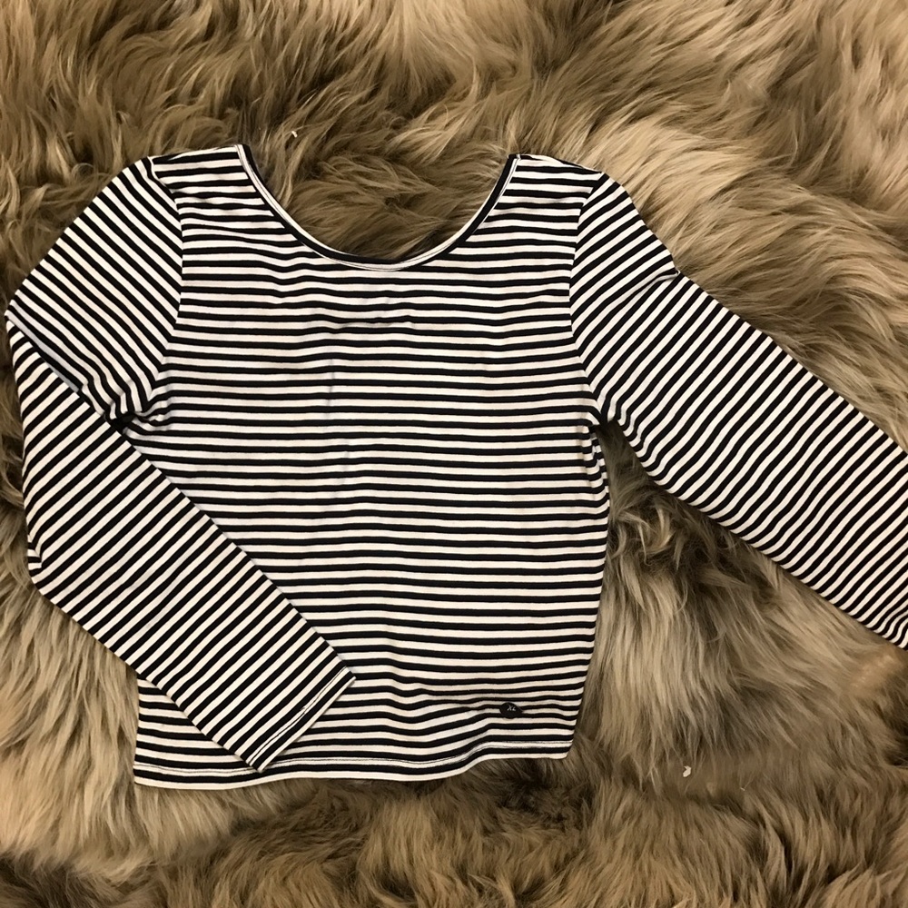 2 Abercrombie Kids XL Crop Tops