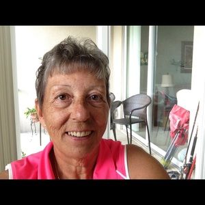 Meet your Posher, Carolyn